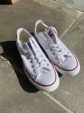 Converse all stars white size 7 woman’s